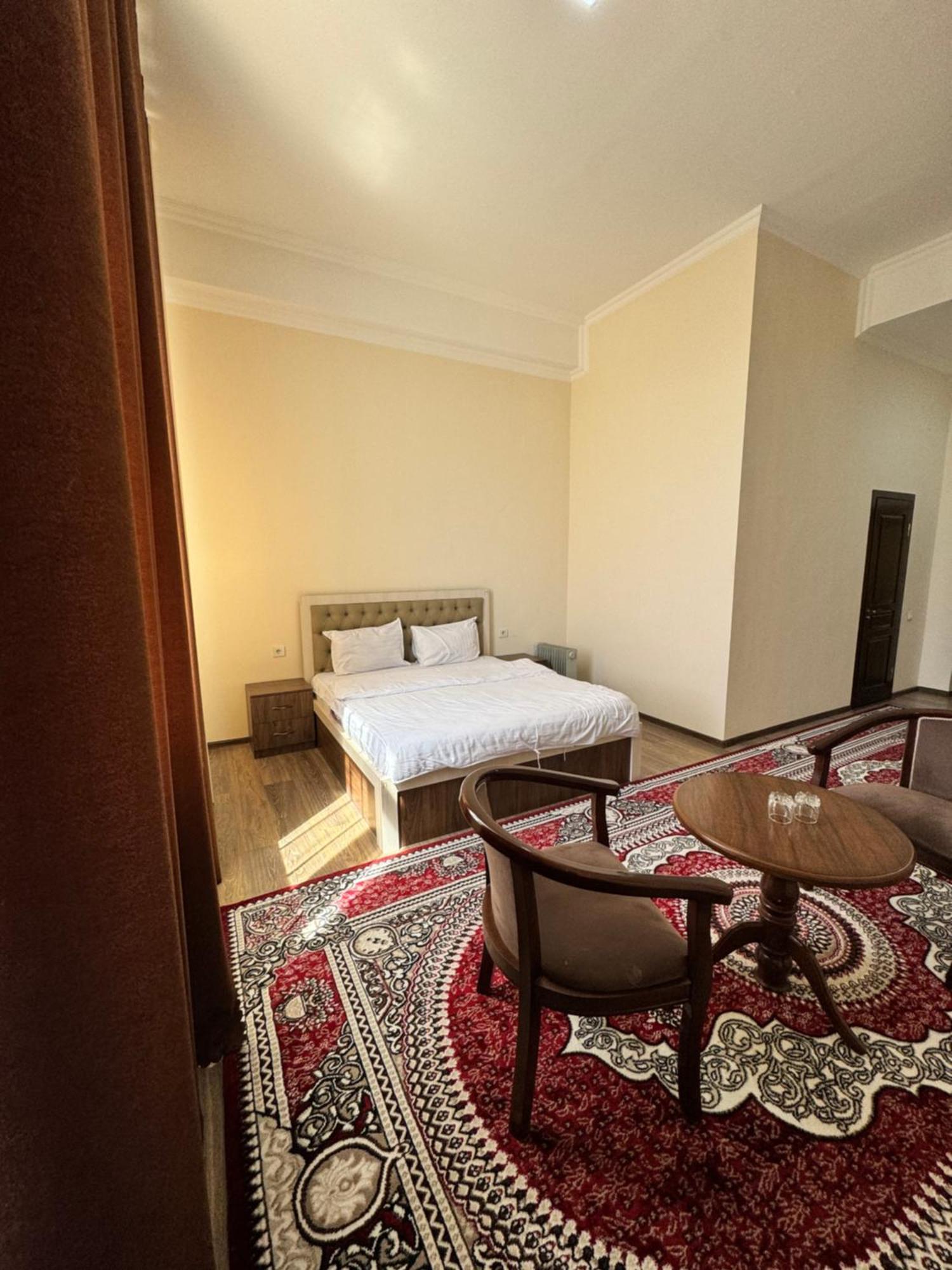 Hotel Rudaki Panjakent Extérieur photo